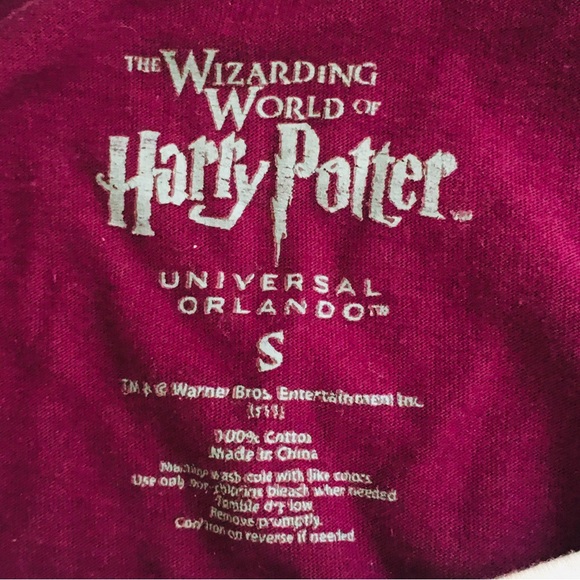 Harry Potter Hogwarts Shirt - Picture 3 of 3